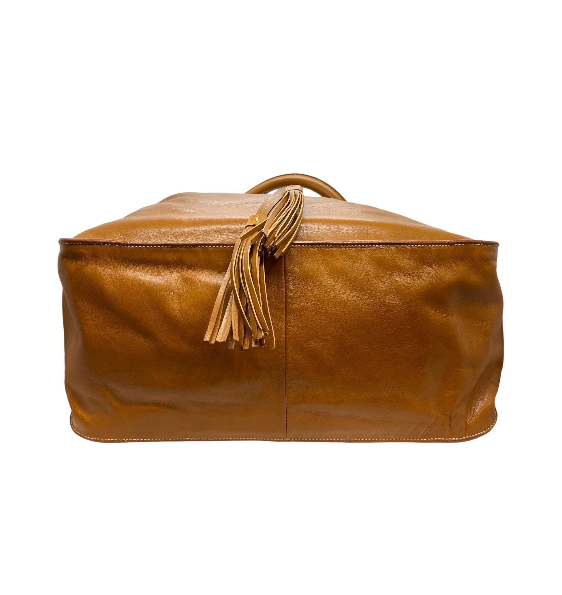 Prada Nappa Leather Drawstring Shoulder Top Handle Handbag, 2010. In Excellent Condition In Banner Elk, NC