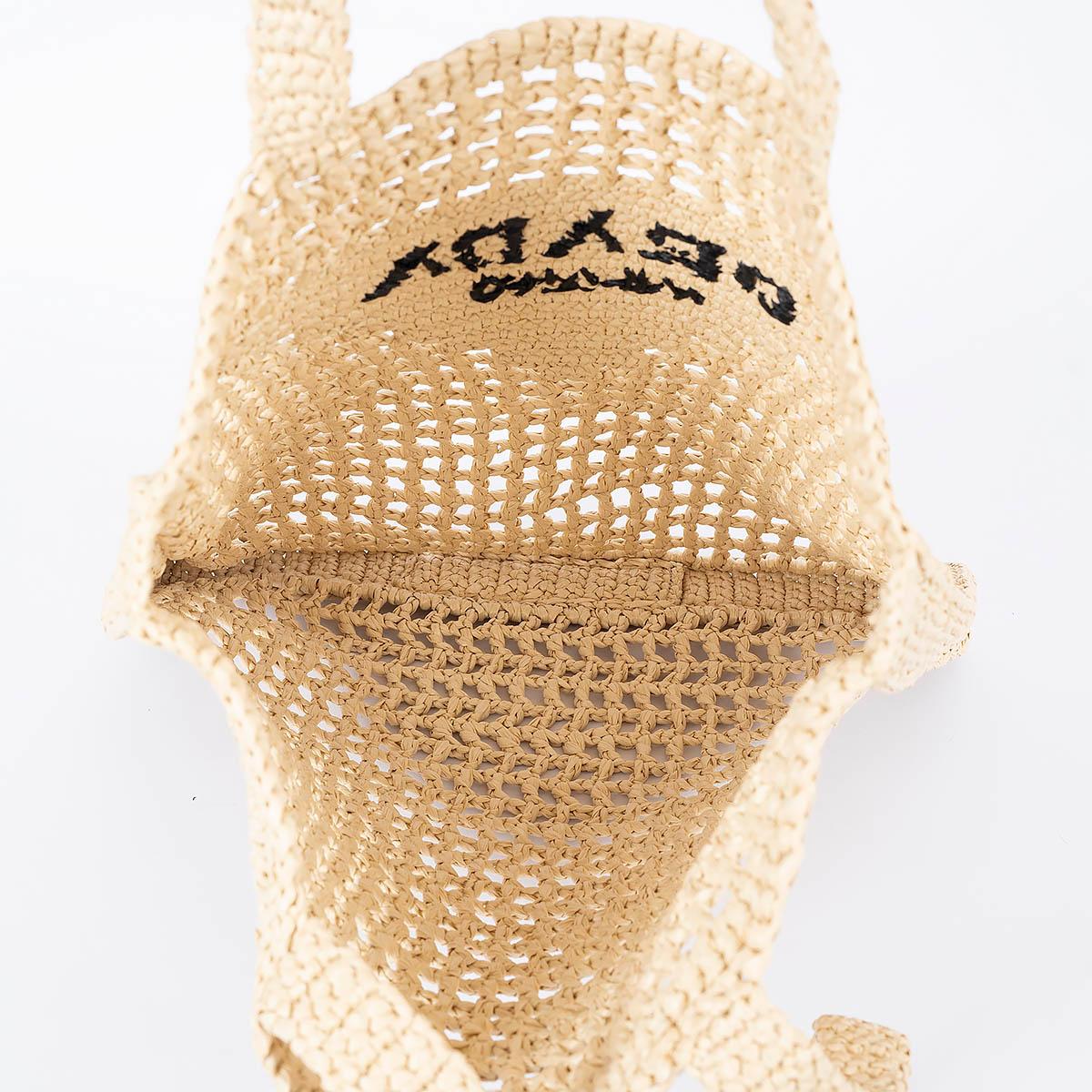 Bolso de rafia natural LOGO CROCHET PRADA Beige en venta