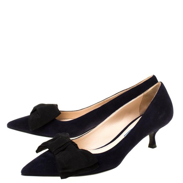 Prada Navy Blue Bow Suede Kitten Heel Pumps Size 37.5 For Sale at 1stDibs