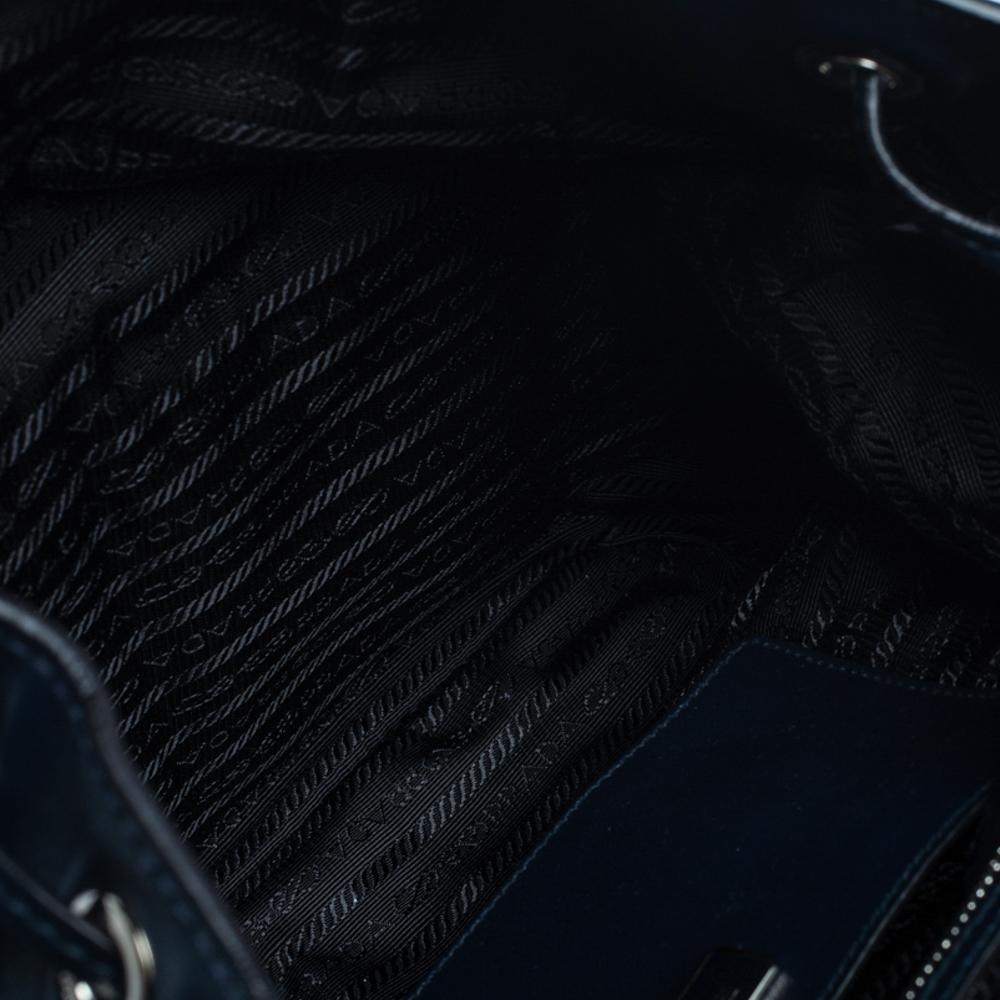 Prada Navy Blue Leather Double Pocket Drawstring Shoulder Bag In Good Condition In Dubai, Al Qouz 2