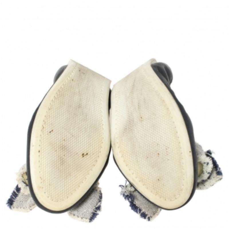 Complete your look by adding these Prada ballet flats to your collection of everyday footwear. They are crafted skilfully to grant the perfect fit and style.