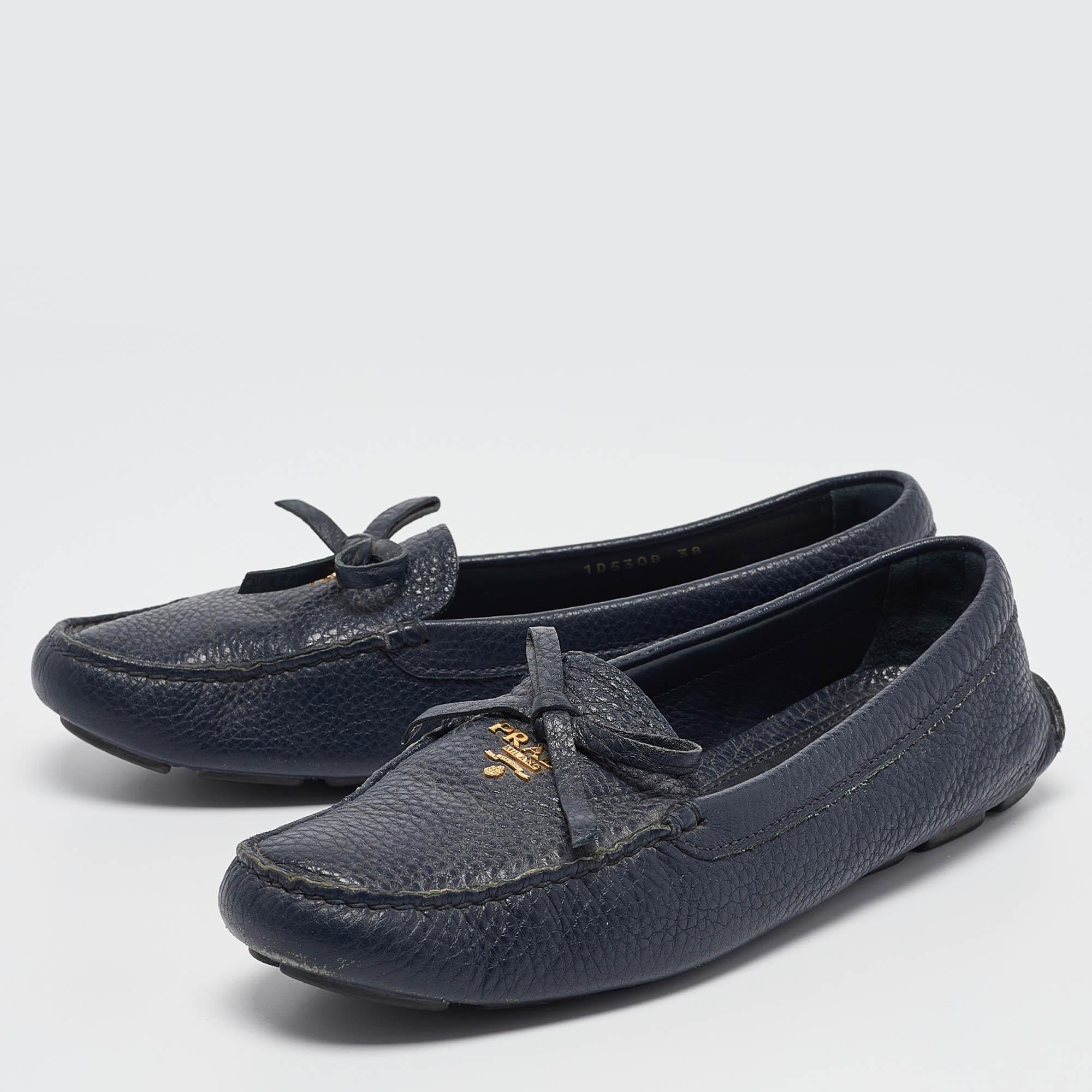 To perfectly complement your attires we bring you this pair of loafers that speak nothing but style. The shoes have been crafted with skill and are designed to be easy to slip on. They are just the right choice to complement your fashionable side.