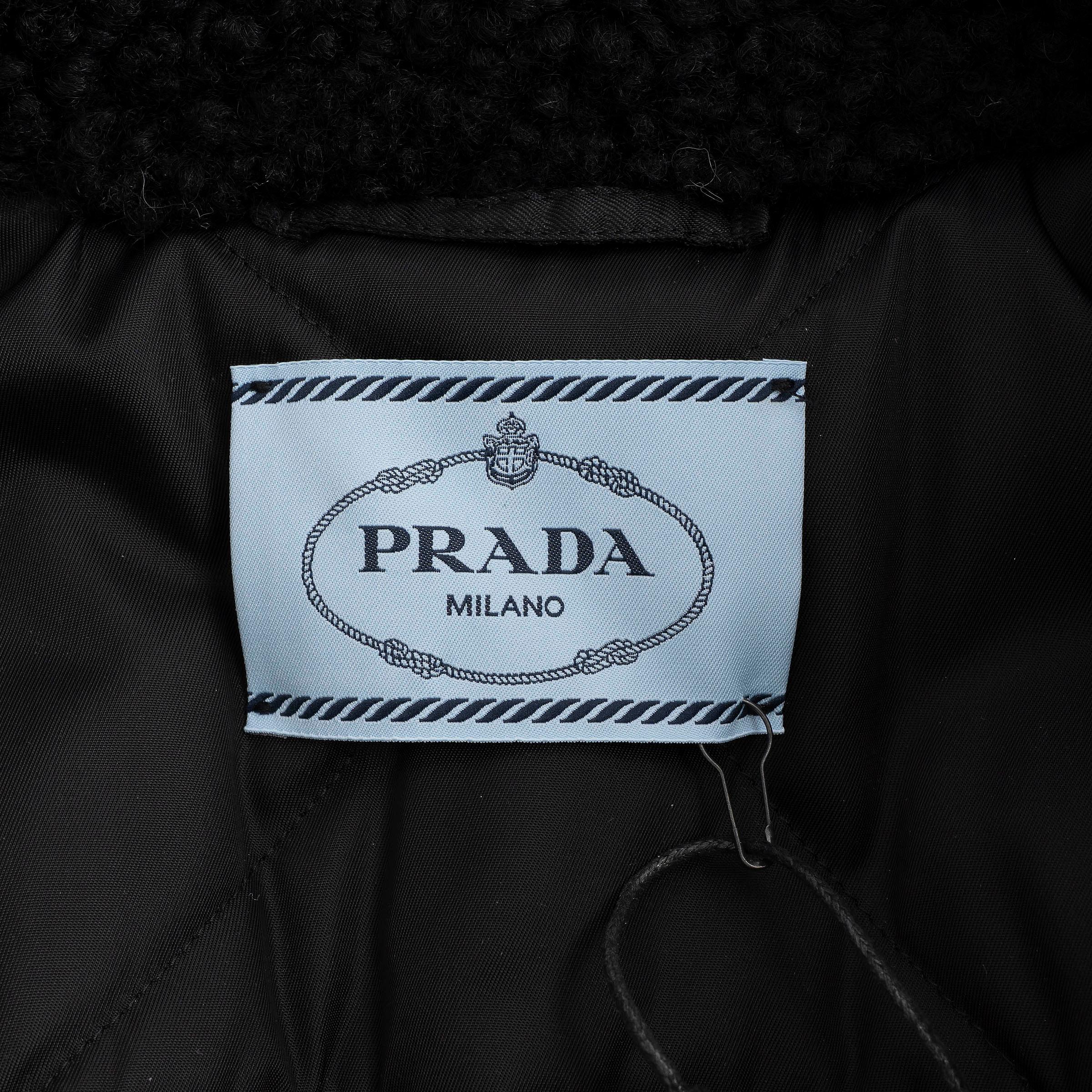 PRADA bleu marine nylon 2019 SHEARLING COLLAR BOMBER Jacket 40 S en vente 1