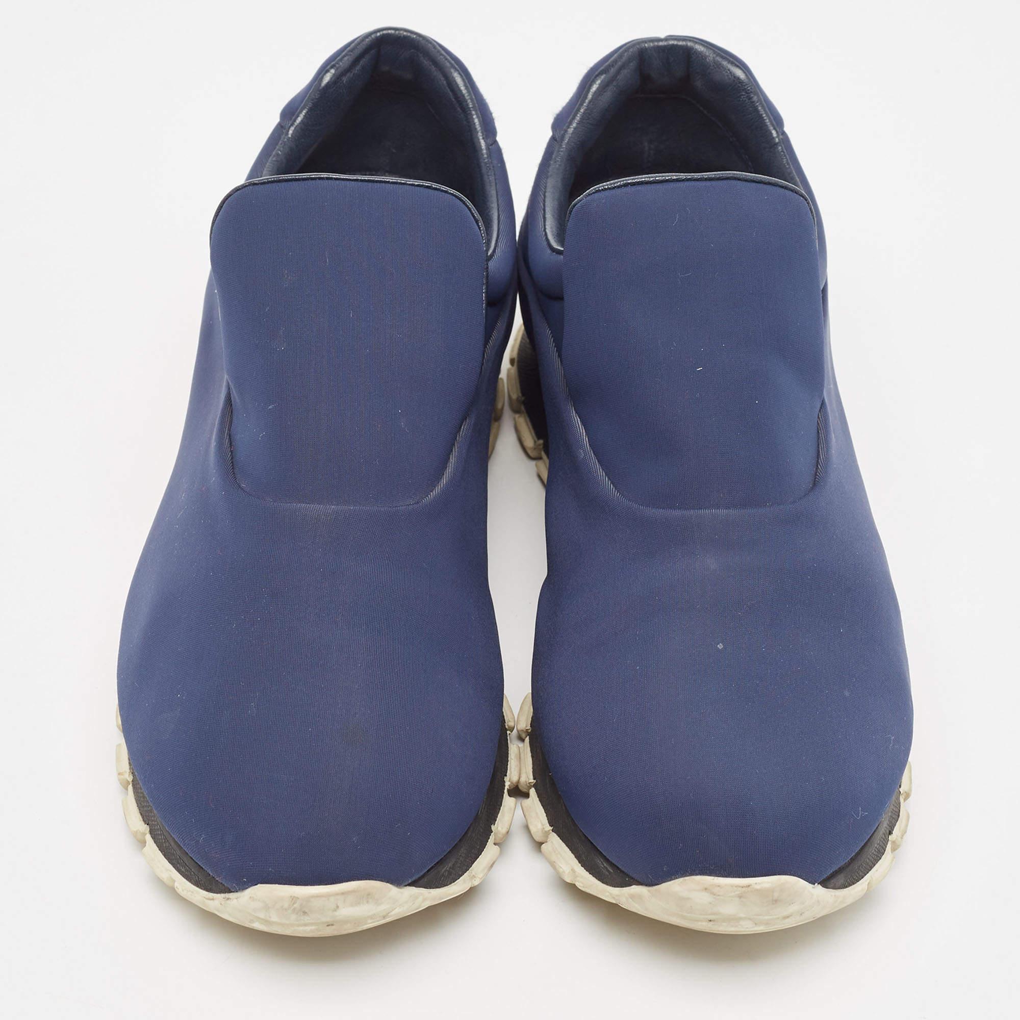 Prada Navy Blue Nylon Slip On Sneakers Size 38.5 In Good Condition In Dubai, Al Qouz 2