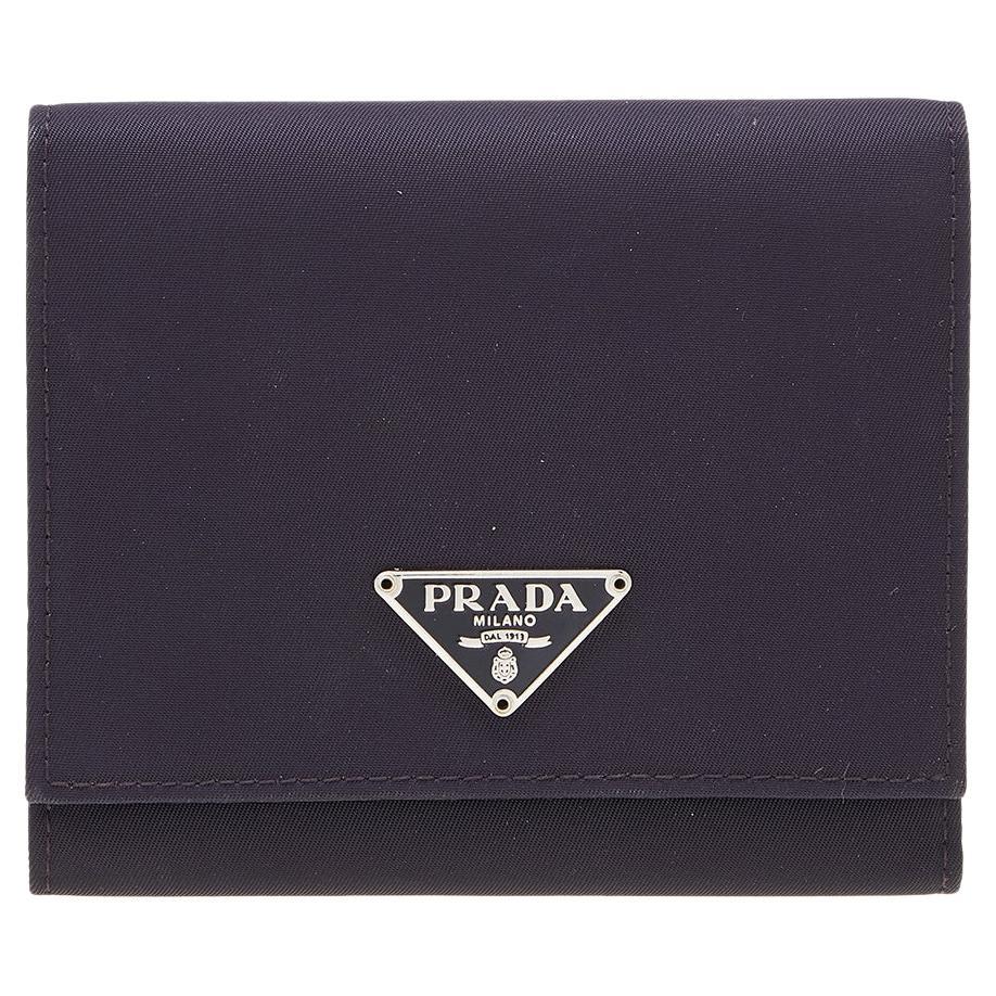 1990's Prada Black Nylon Rectangle Wallet at 1stDibs | prada milano dal 1913  wallet, prada milano dal 1913 black wallet, prada milano dal 1913 wallet  price