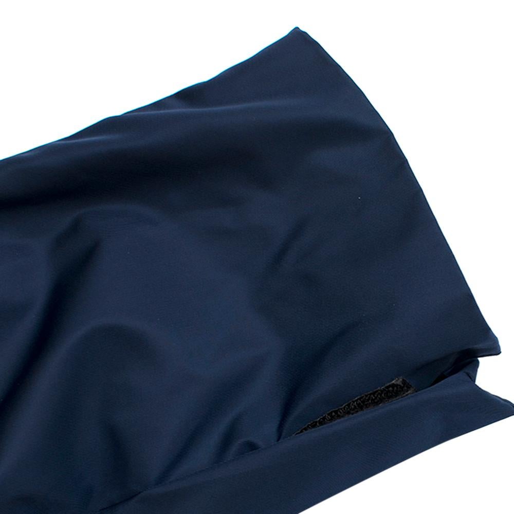 Prada Navy Blue Nylon Water-Proof Jacket - Size Medium For Sale 2