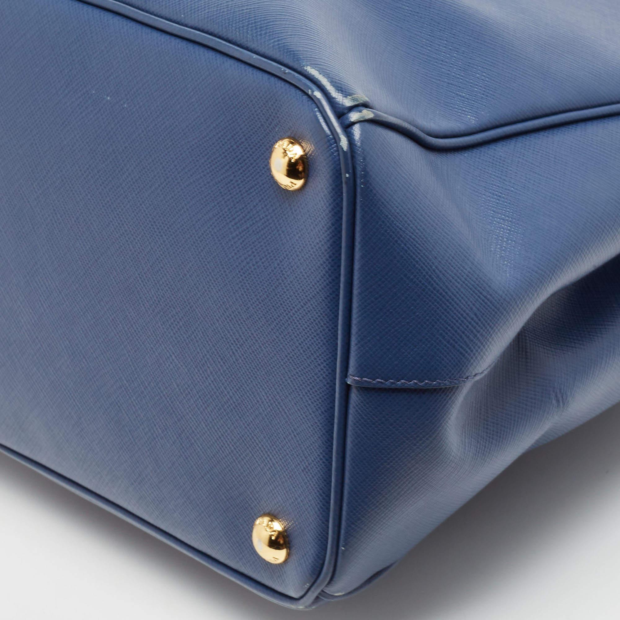 Women's Prada Navy Blue Saffiano Leather Medium Galleria Double Zip Tote For Sale