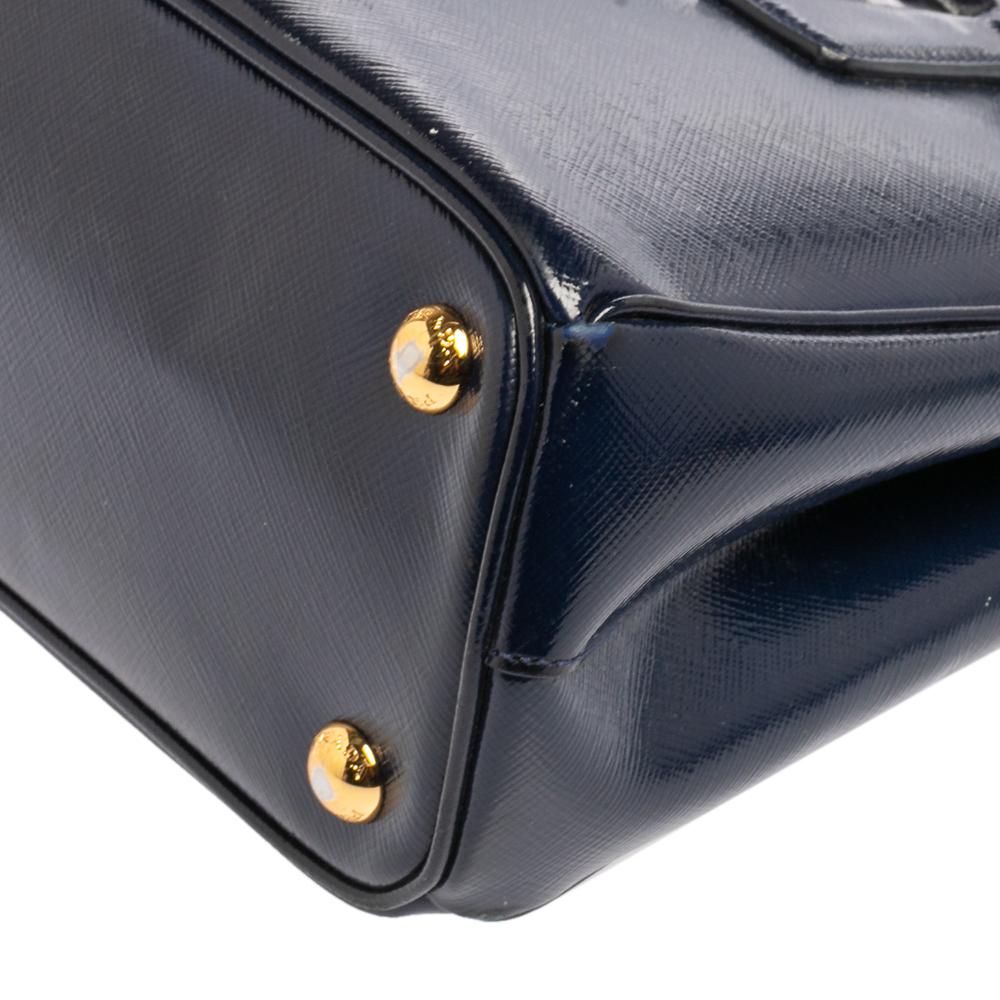 Prada Navy Blue Saffiano Vernice Leather Mini Galleria Double Zip Tote In Good Condition In Dubai, Al Qouz 2