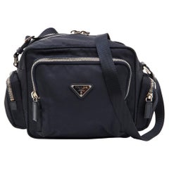 Sac à bandoulière Prada en nylon bleu marine Tessuto multipoches