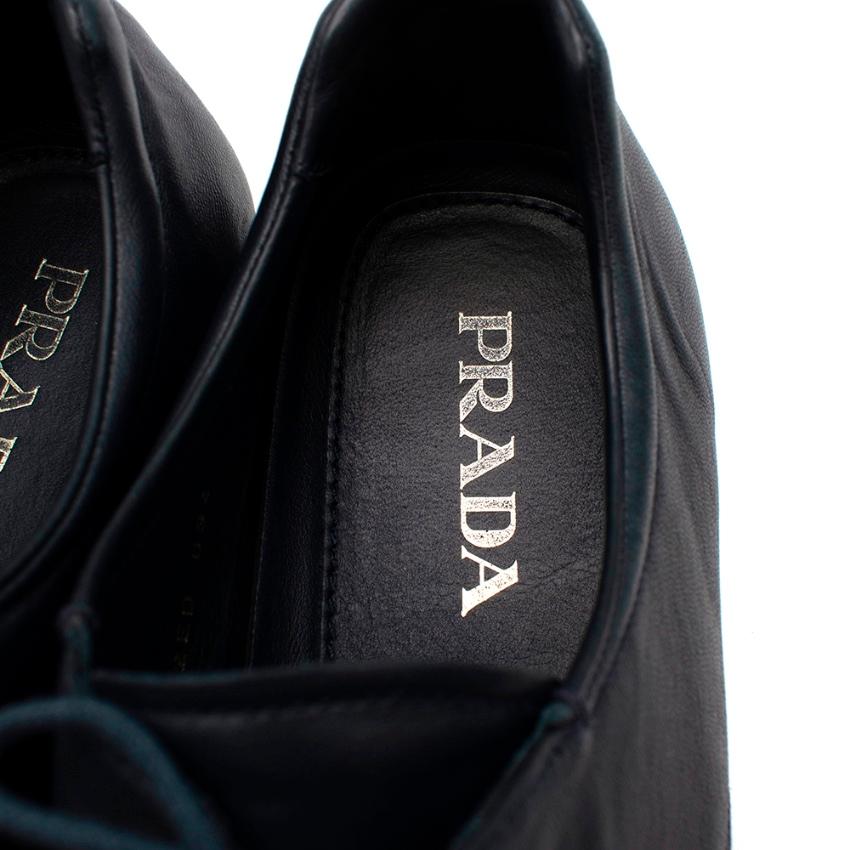 Prada Navy Leather Lace Soft Lace-up Shoes - Size 44 In Excellent Condition In London, GB