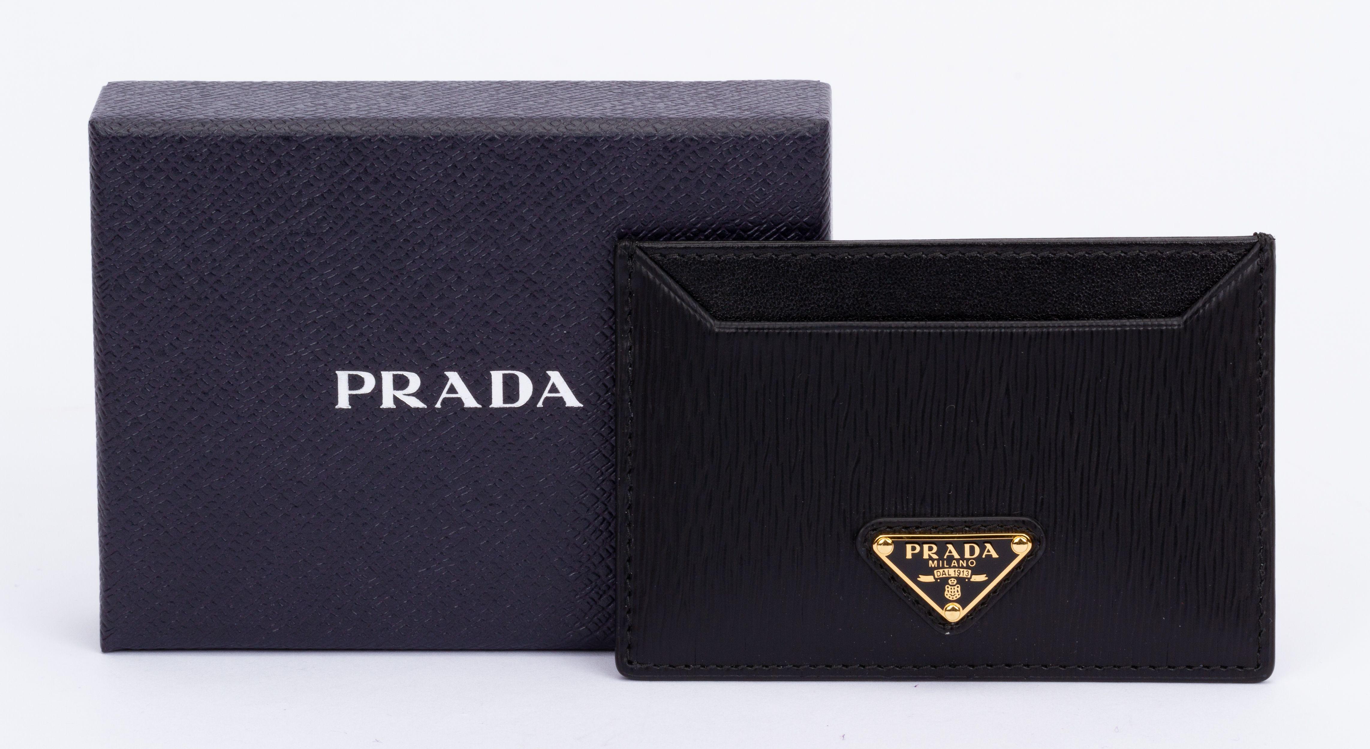 Women's or Men's Prada NIB Card Holder Black Saffiano For Sale