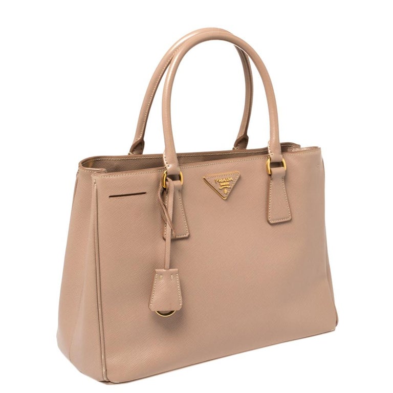 Prada Nude Beige Saffiano Lux Leather Middle Zip Tote At 1stDibs