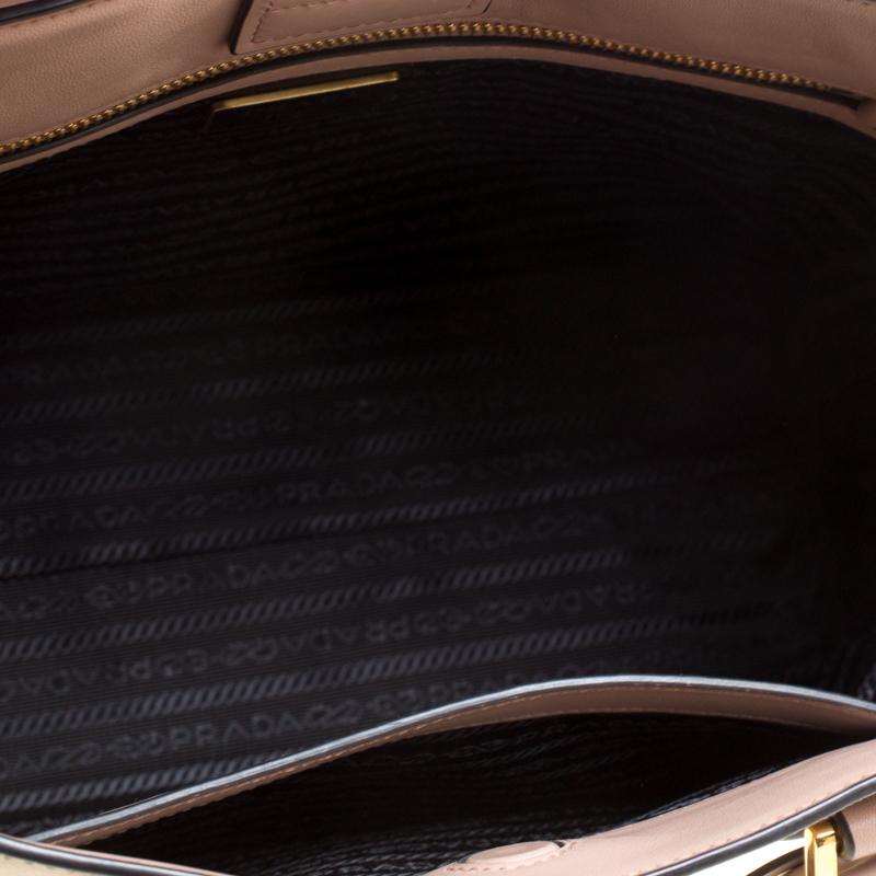 Prada Nude Saffiano and Soft Leather Top Handle Bag In Excellent Condition In Dubai, Al Qouz 2