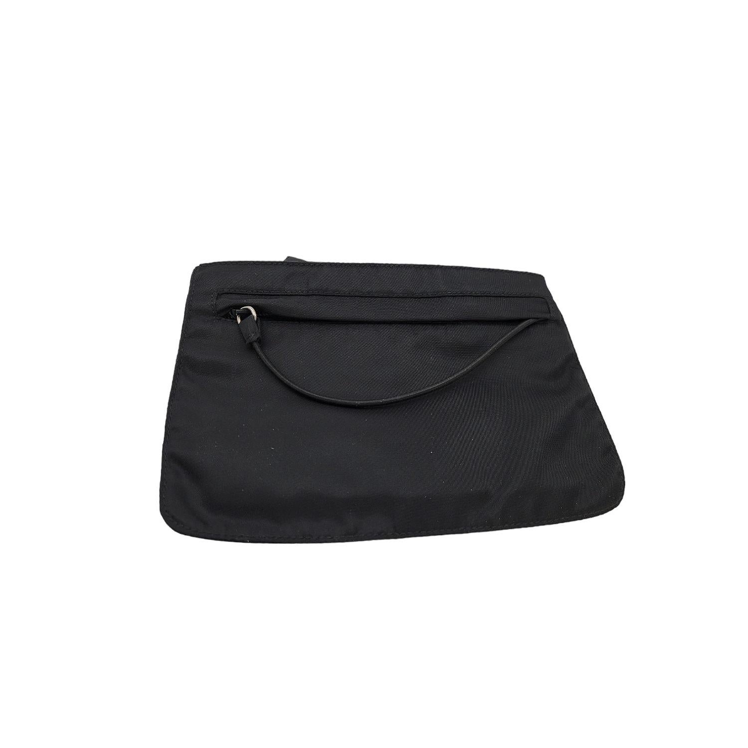 Prada Nylon Tessuto Clutch-Tasche im Angebot 2