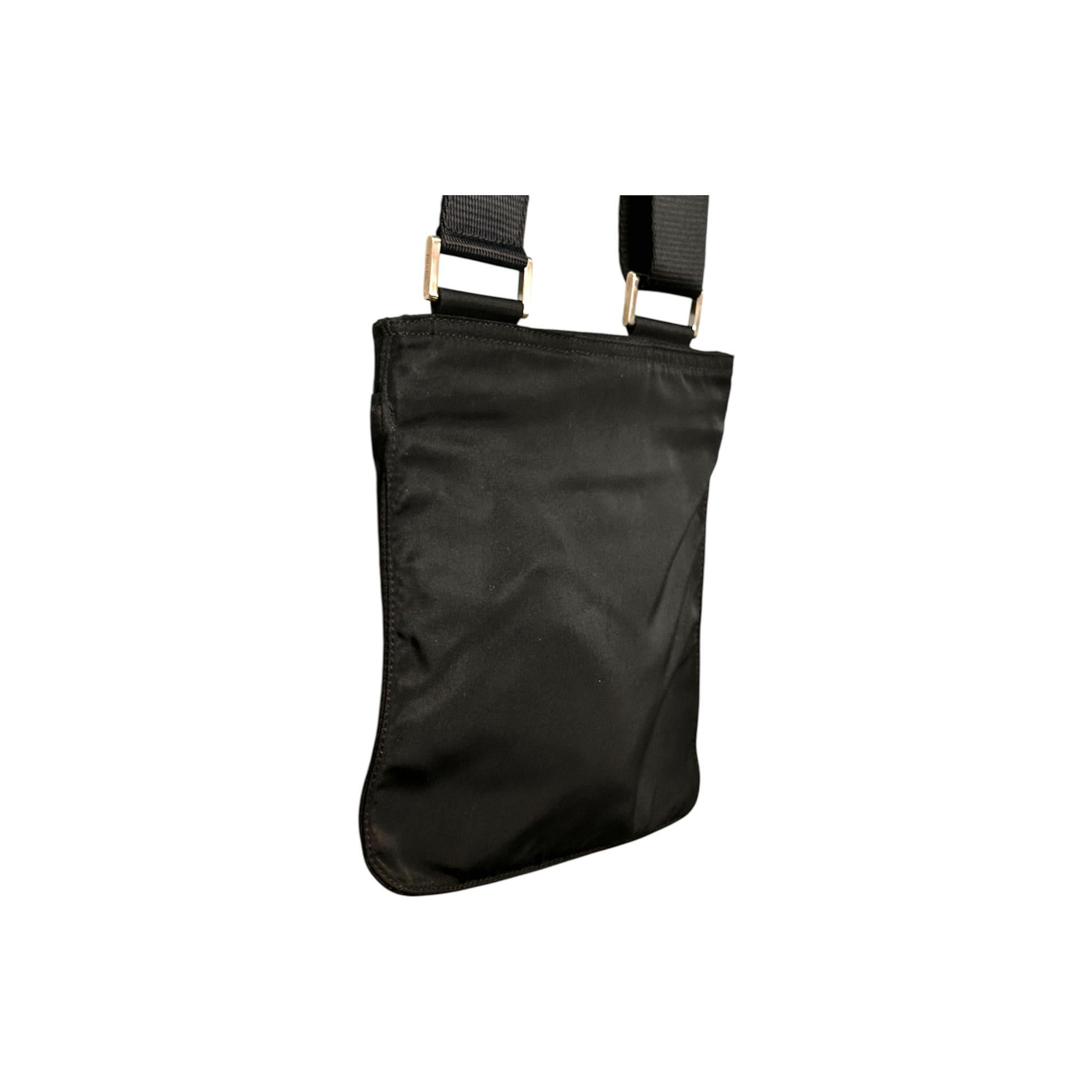 Prada Nylon Vela Tracolla Messenger Bag Black B7372 Unisexe en vente