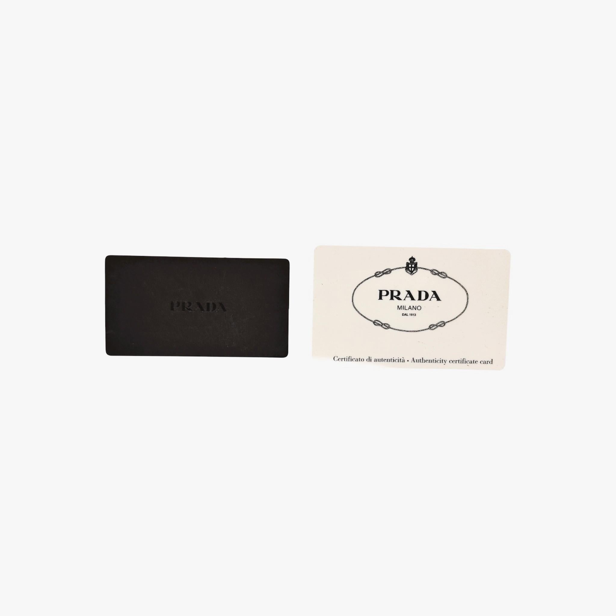 Prada Nylon Vela Tracolla Messenger Bag Black B7372 en vente 4