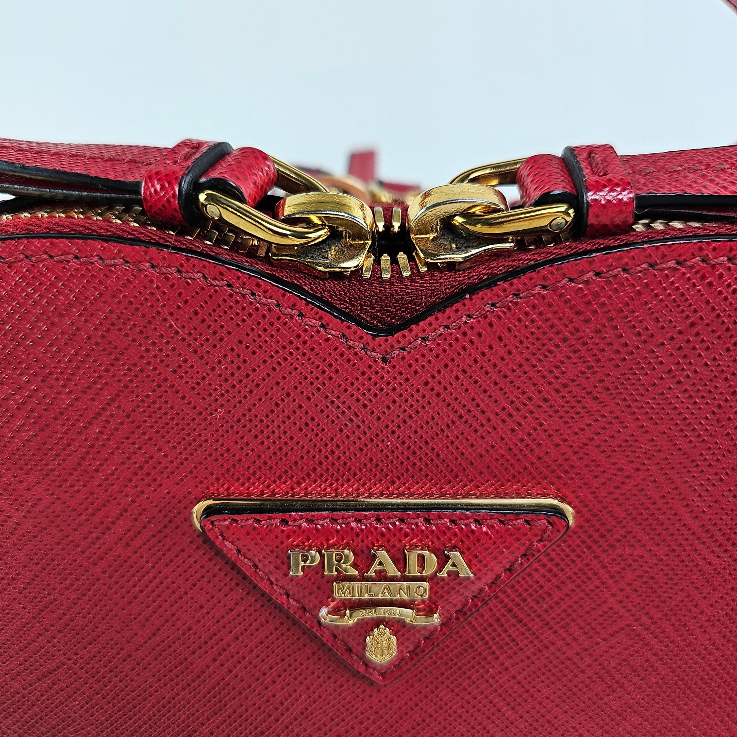 Prada Odette Heart Red Saffiano Leather Satchel In Excellent Condition In Denver, CO