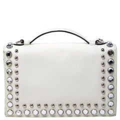 Prada Off White Nieten Saffiano Leder Mini Sound Crossbody Tasche