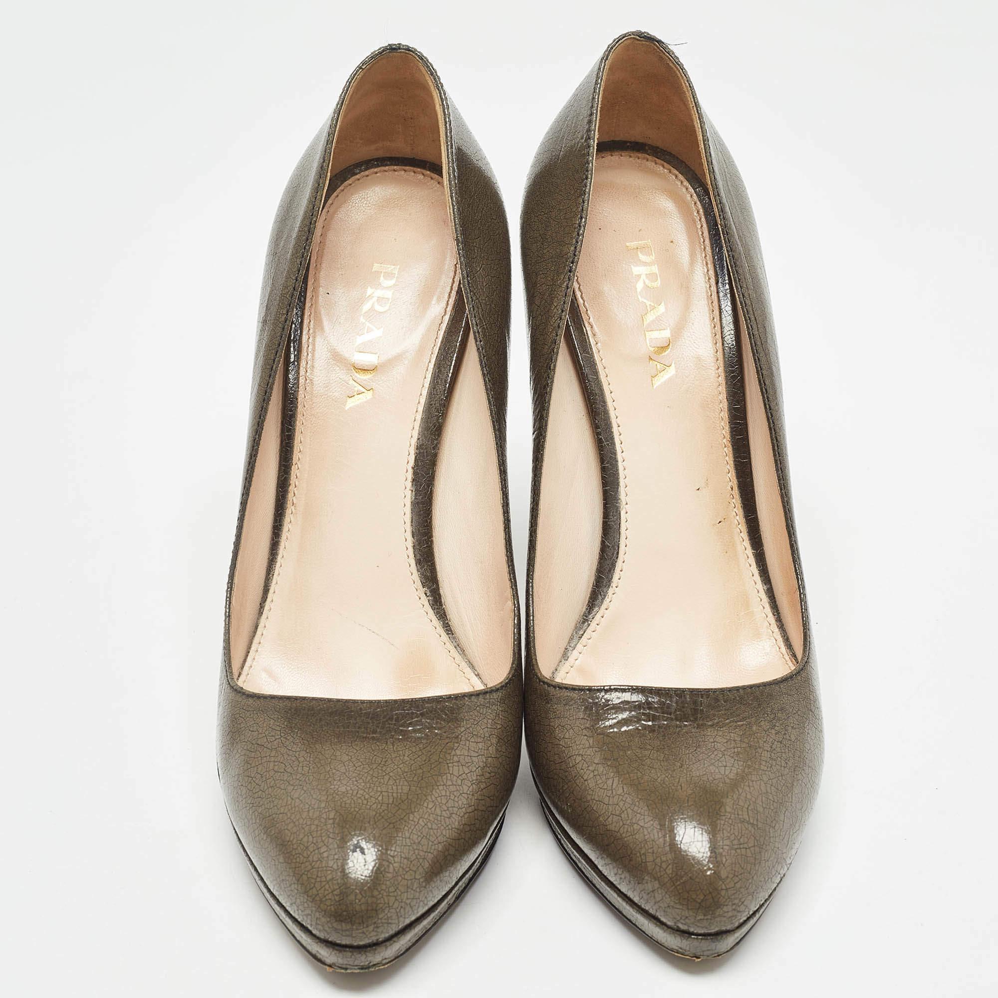 Gray Prada Olive Green Crackled Patent Platform Leather Pumps Size 38.5 For Sale