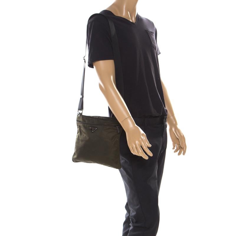 black envelope clutch bag