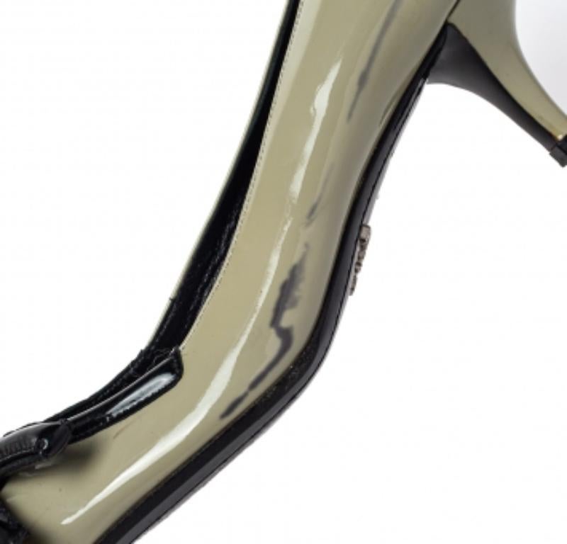 Prada Olive Green Patent Leather Pointed Toe Pumps Size 38 For Sale 1