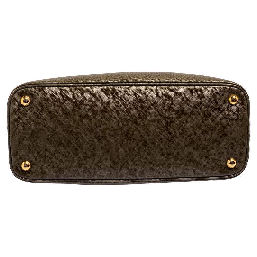 Prada Olivgrüne Saffiano Lux Promenade Tasche aus Leder Medium Damen
