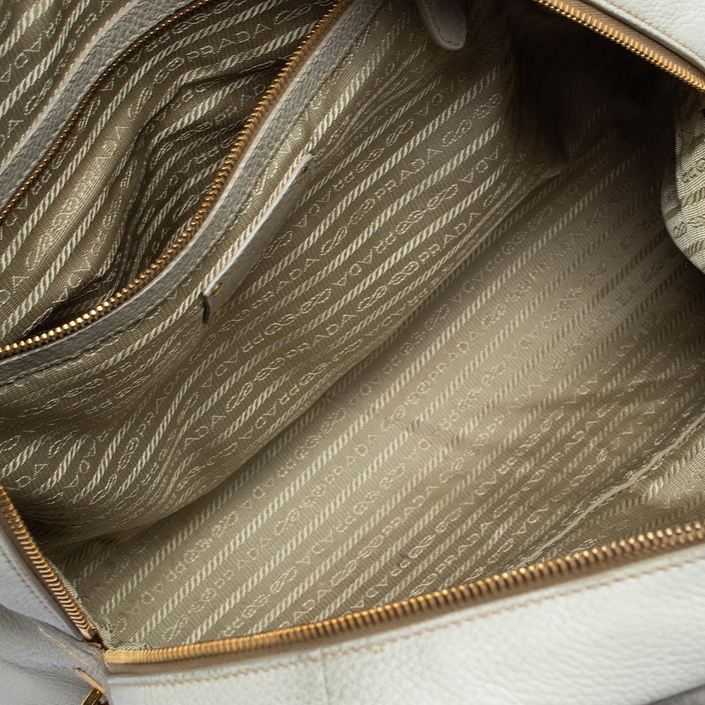 Prada Ombre Weiß Cervo Antik Leder Bauletto Tasche 10