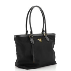 Prada Offene Tragetasche Tessuto Klein