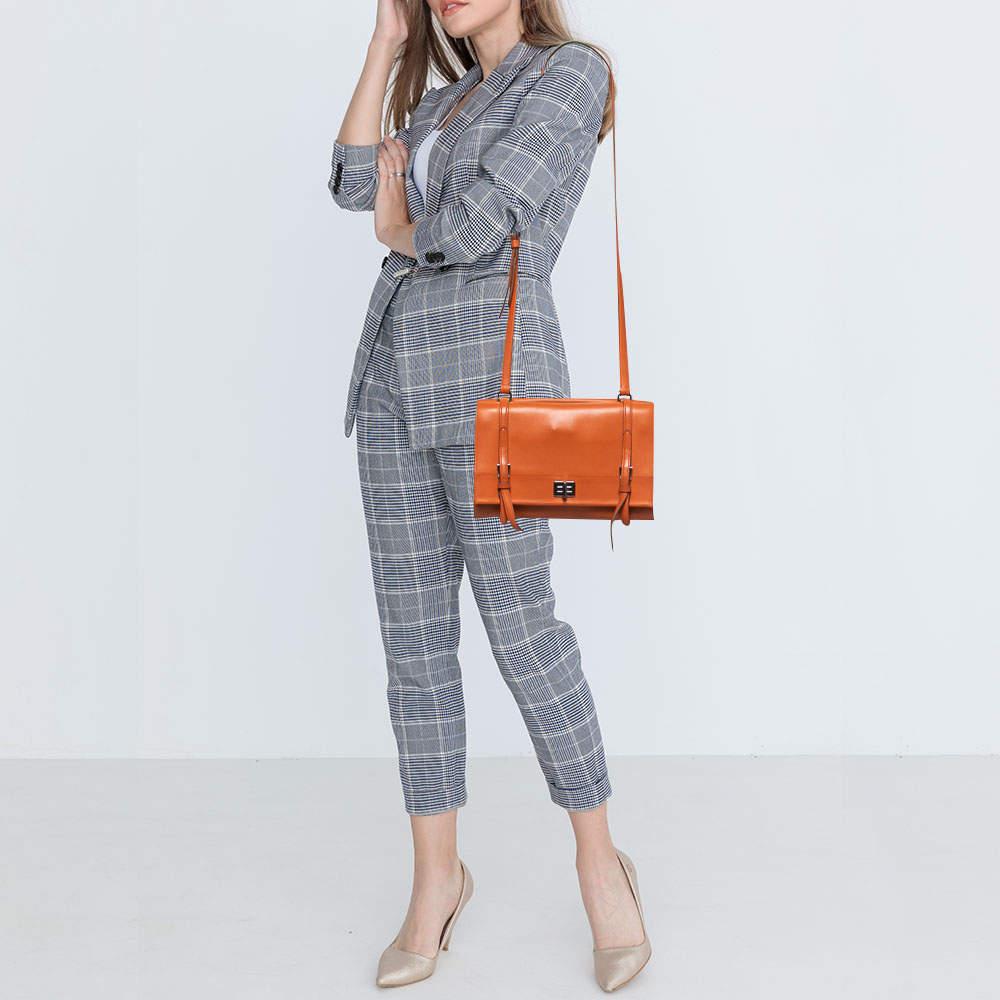 Prada Orange Leather Double Sided Flap Crossbody Bag In Good Condition In Dubai, Al Qouz 2