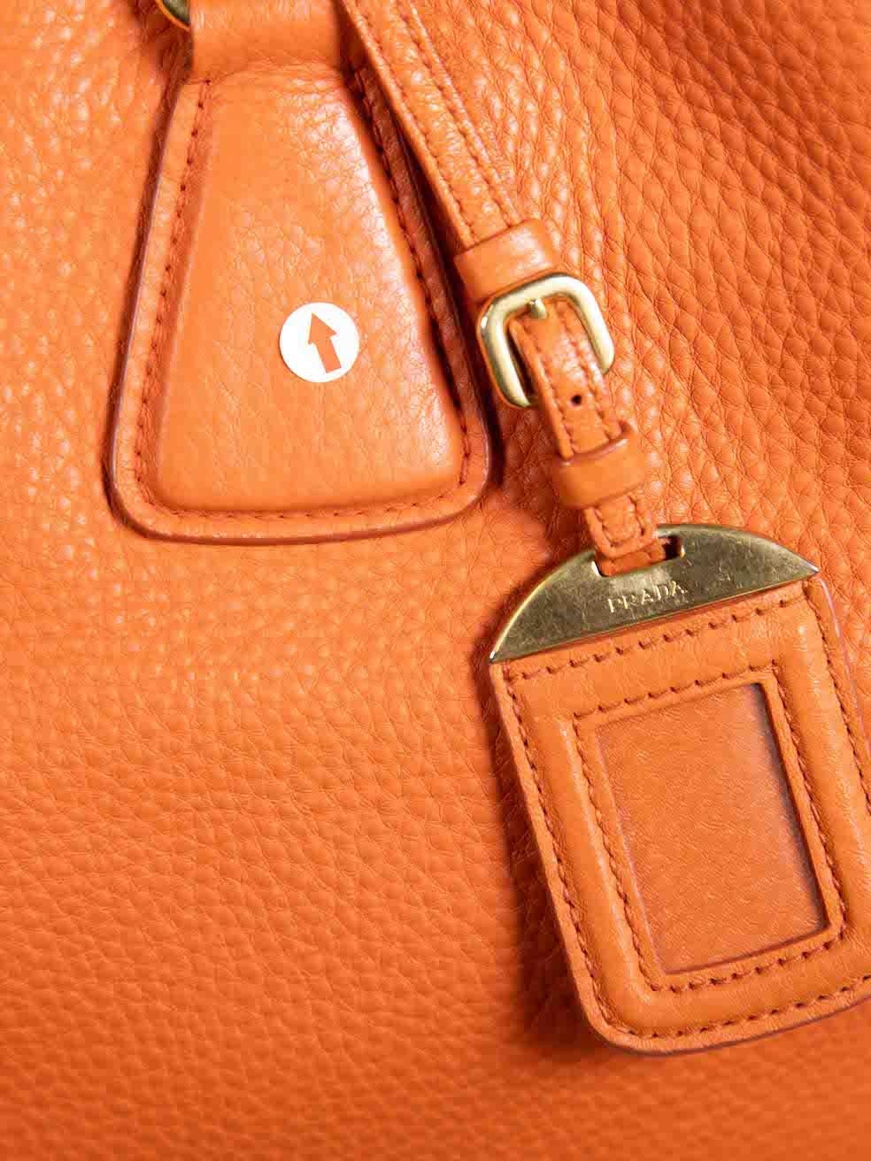 Prada Orange Leder Vitello Daino Tote aus Leder im Angebot 2