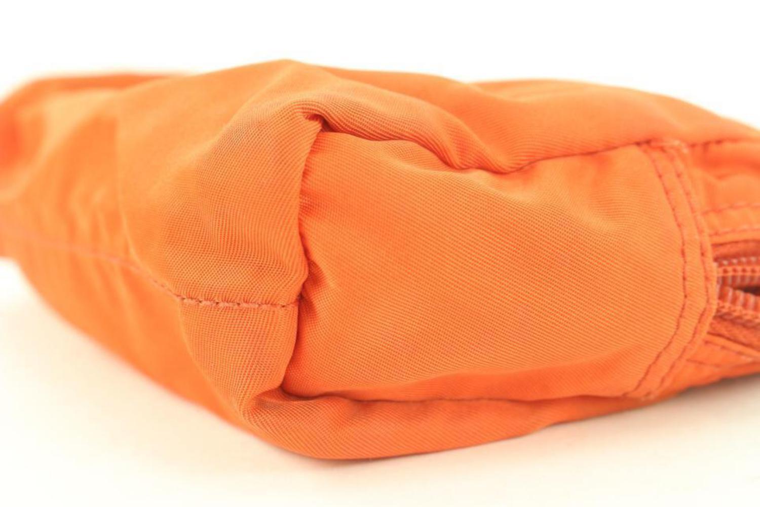 Prada Orange Nylon Cosmetic Pouch Make Up bag 5P118 In Fair Condition In Dix hills, NY