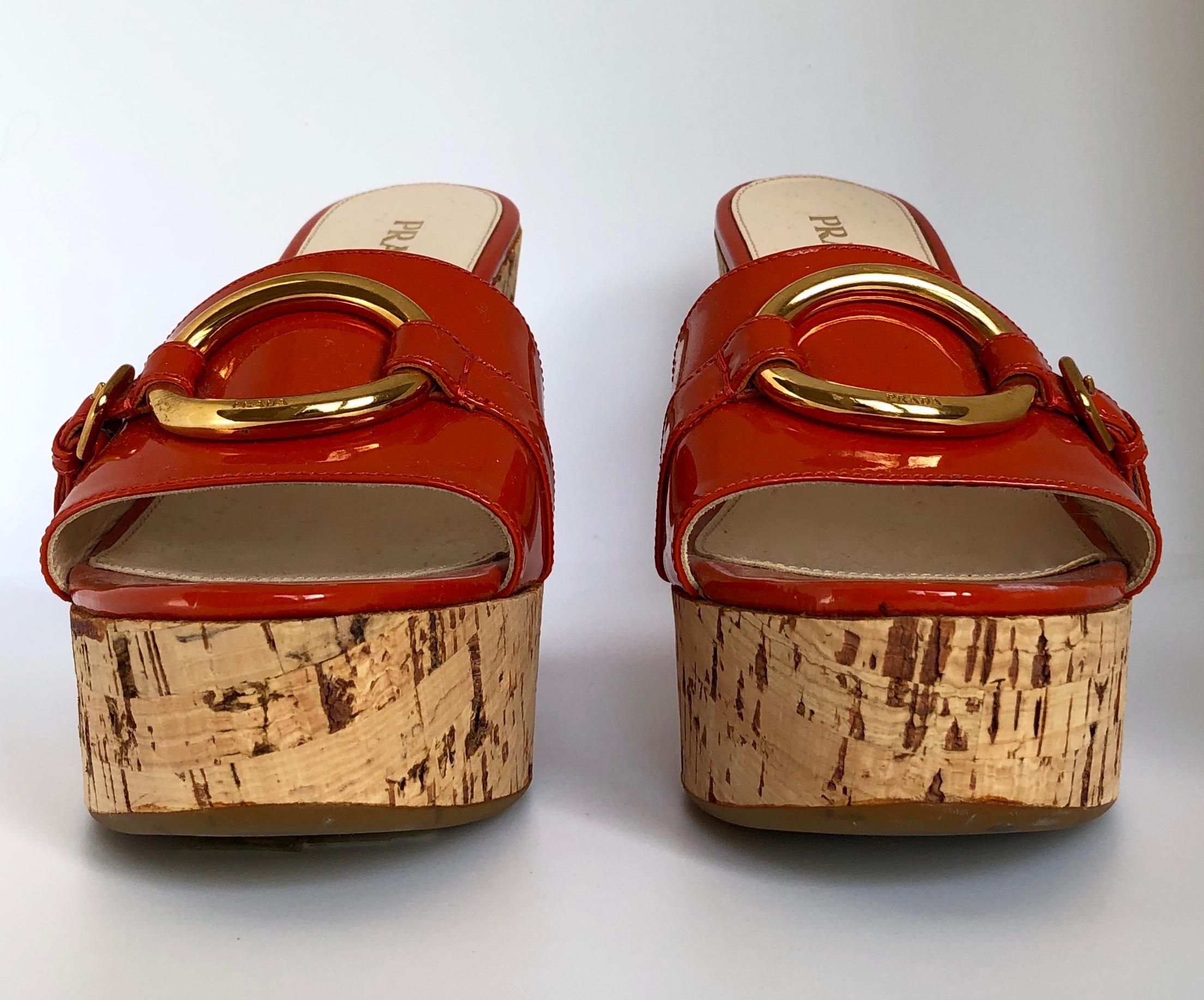 Prada Orange Patent Leather w/ Cork Platform Chunky Medium Heel Slide Sandal In Excellent Condition In Houston, TX