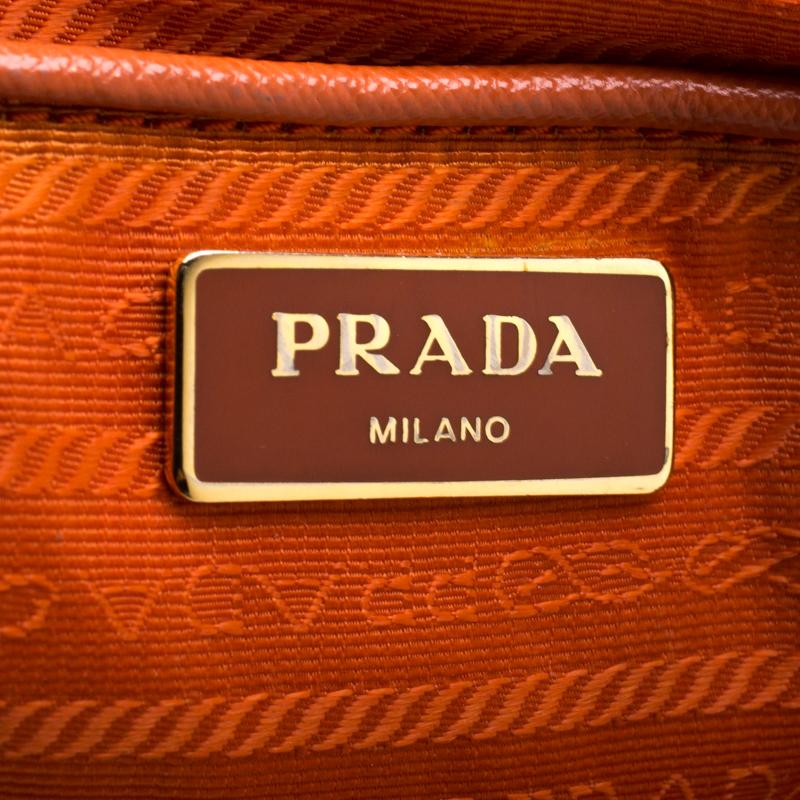 Prada Orange Saffiano Leather Large Double Zip Tote In Good Condition In Dubai, Al Qouz 2