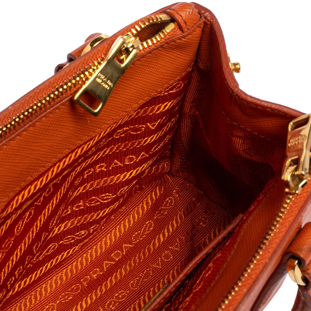 Prada Orange Saffiano Leather Mini Galleria Tote In Good Condition In Dubai, Al Qouz 2