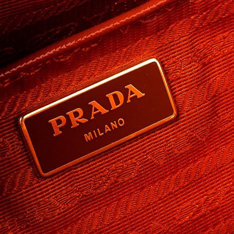 Prada Orange Saffiano Metal Leather Satchel In Good Condition In Dubai, Al Qouz 2