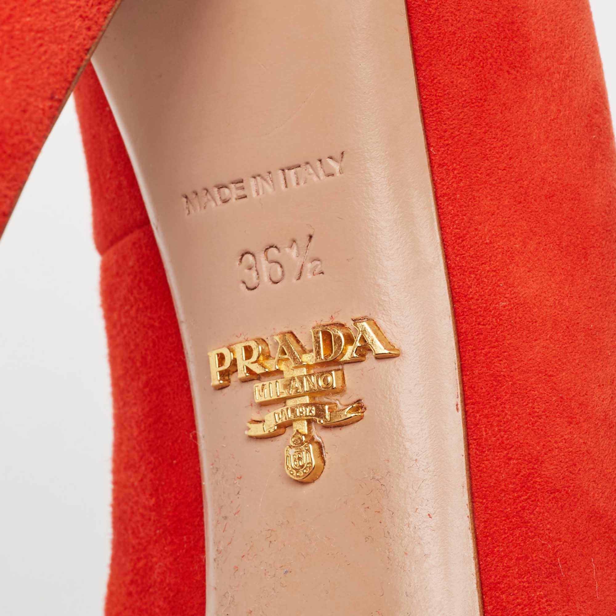 Prada, Pumps con plateau in pelle scamosciata arancione, misura 36,5 3