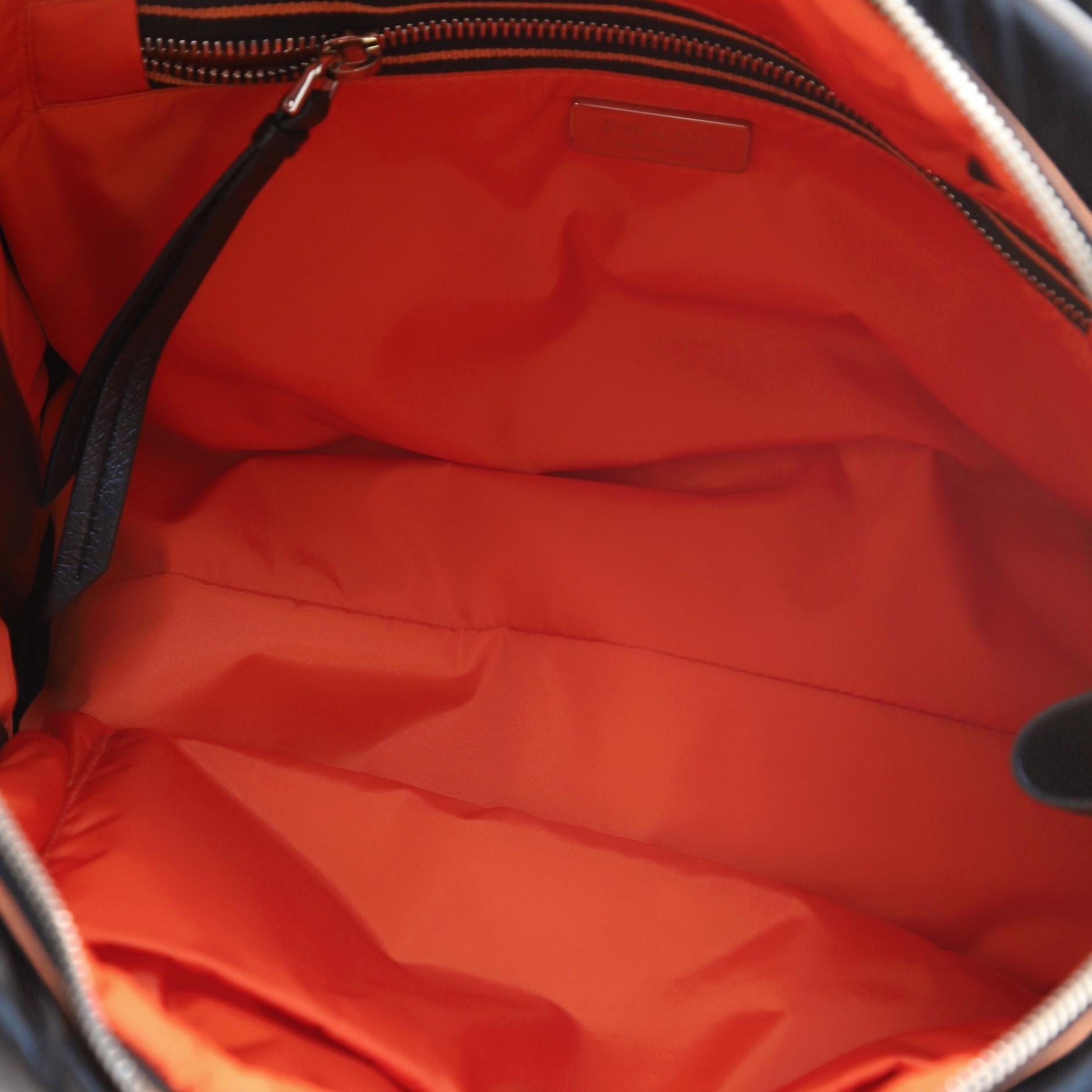 Prada gepolsterte Bowlertasche aus Nappa-Leder Medium für Damen oder Herren