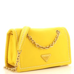 Prada Tessuto Medium Tasche mit gepolsterter Kette