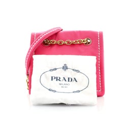 Prada Gepolsterte Ketten-Klappentasche Tessuto Klein