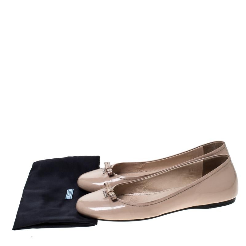 Women's Prada Patent Leather Bow Round Toe Ballet Flats Size 37