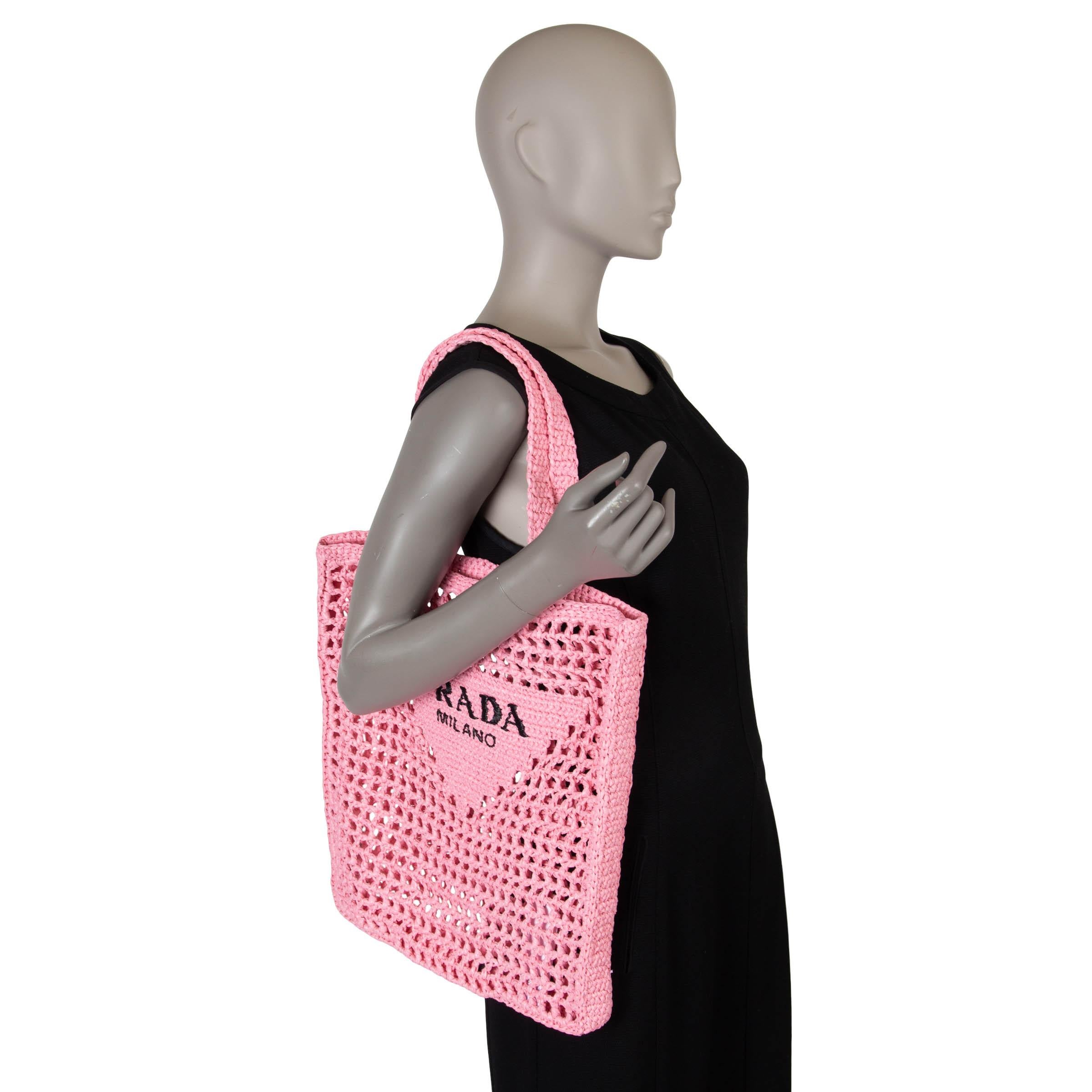 Bolso de mano PRADA Rosa pétalo rafia LOGO CROCHET en venta 5