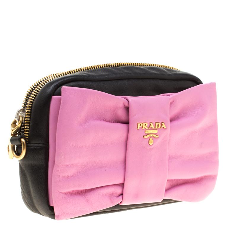 Prada Pink And Black Leather Bow Crossbody Bag In Good Condition In Dubai, Al Qouz 2