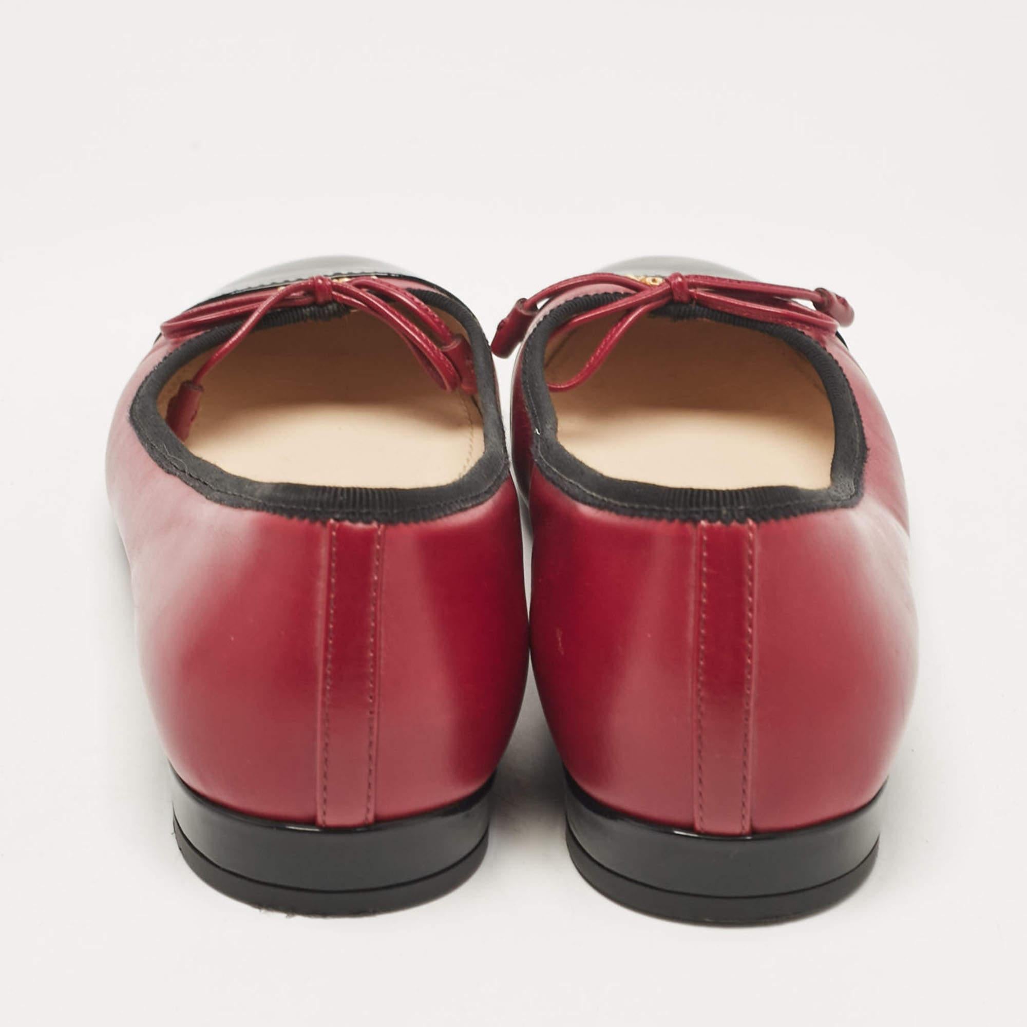Women's Prada Pink/Black Patent and Leather Bow Ballet Flats Size 37