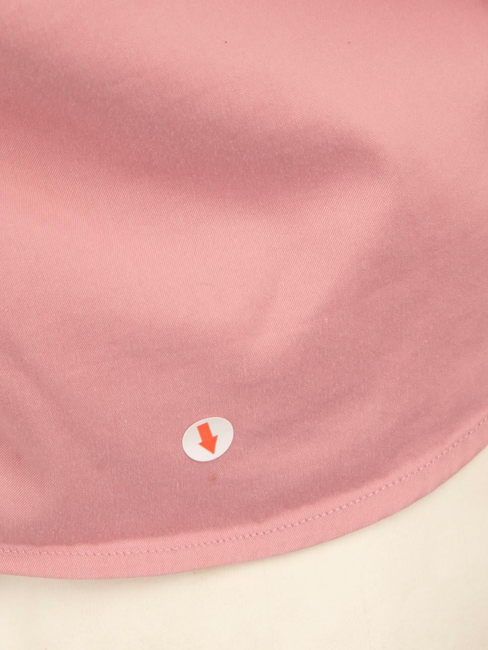 Donna Prada camicetta senza maniche con bottoni rosa taglia XS in vendita