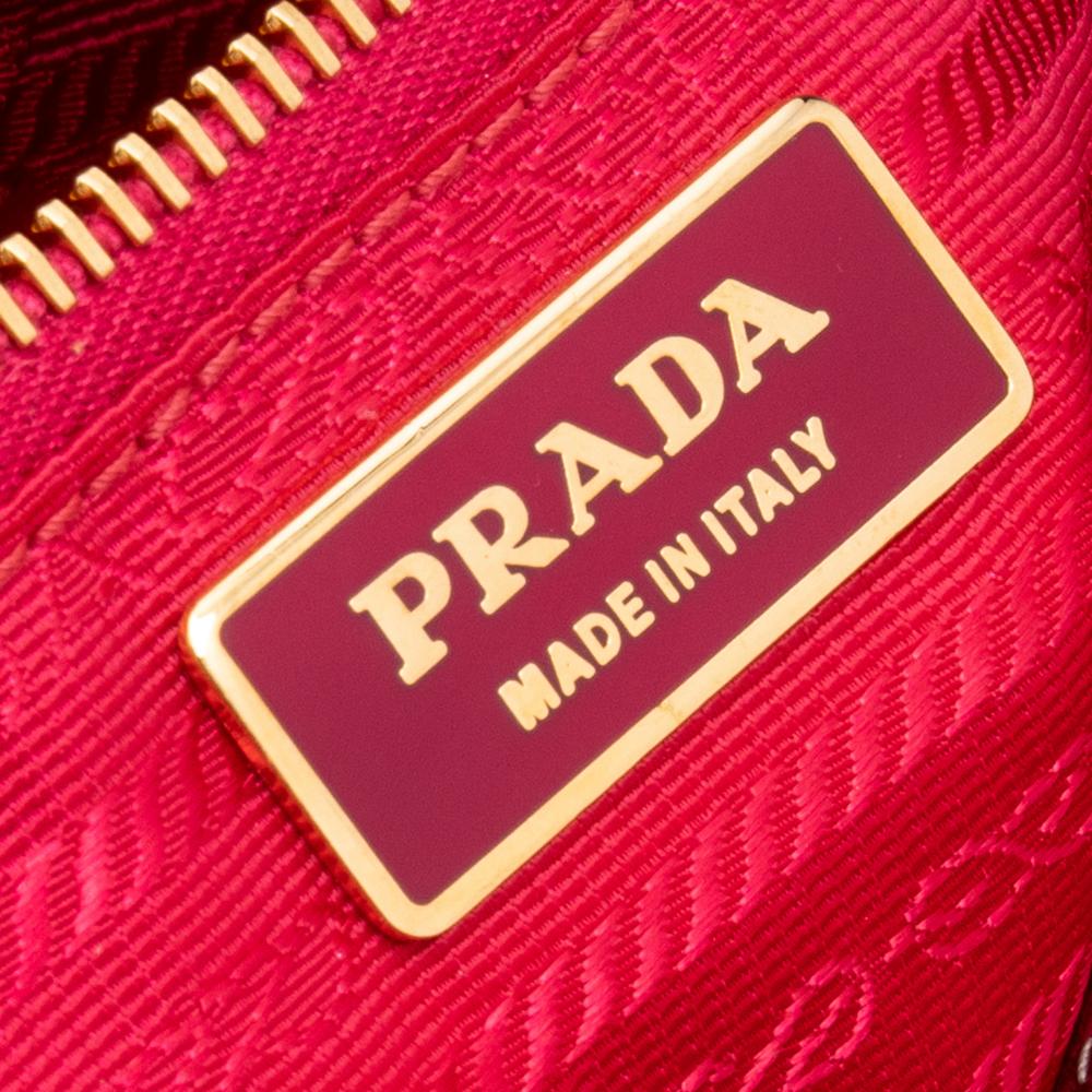 Prada Pink Gaufre Nylon and Leather Tote In Good Condition In Dubai, Al Qouz 2