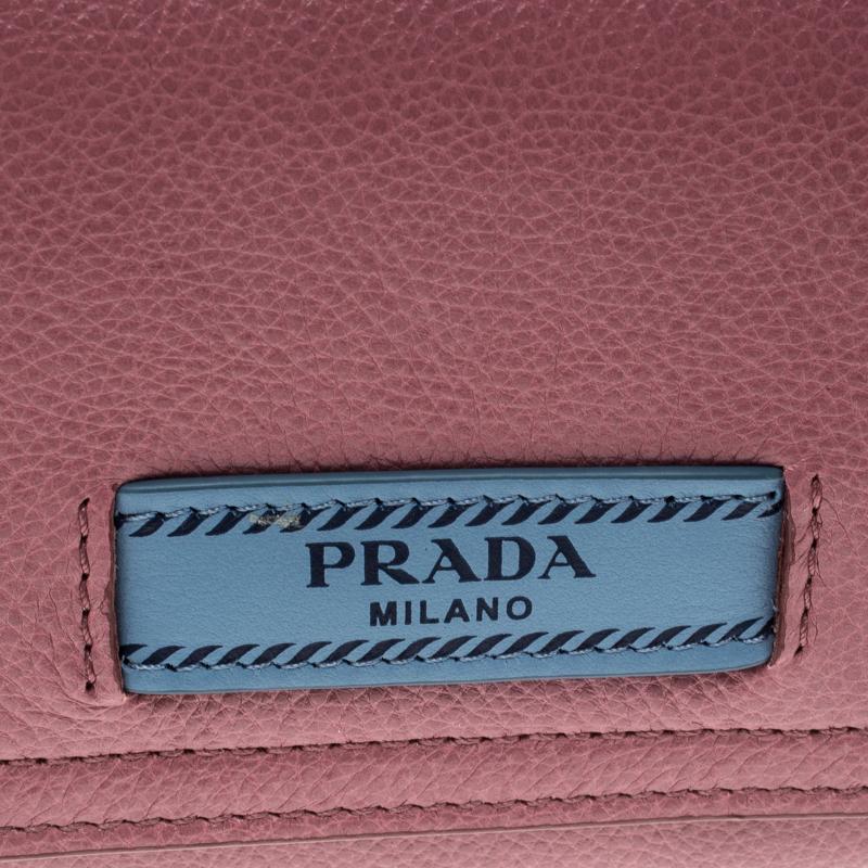 Prada Pink Leather Etiquette Continental Wallet In New Condition In Dubai, Al Qouz 2