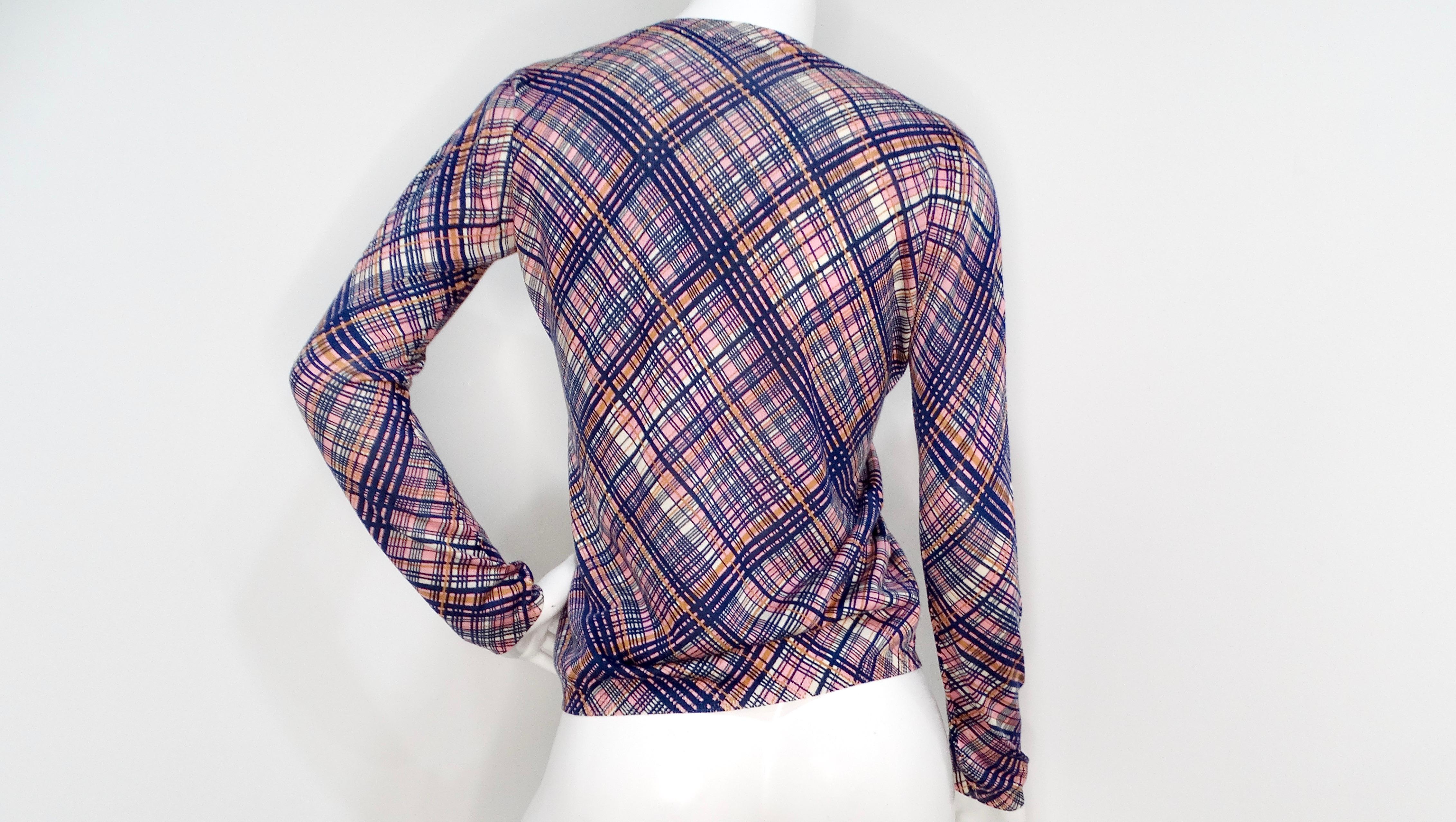 Cardigan à carreaux rose et bleu marine Prada Pour femmes en vente
