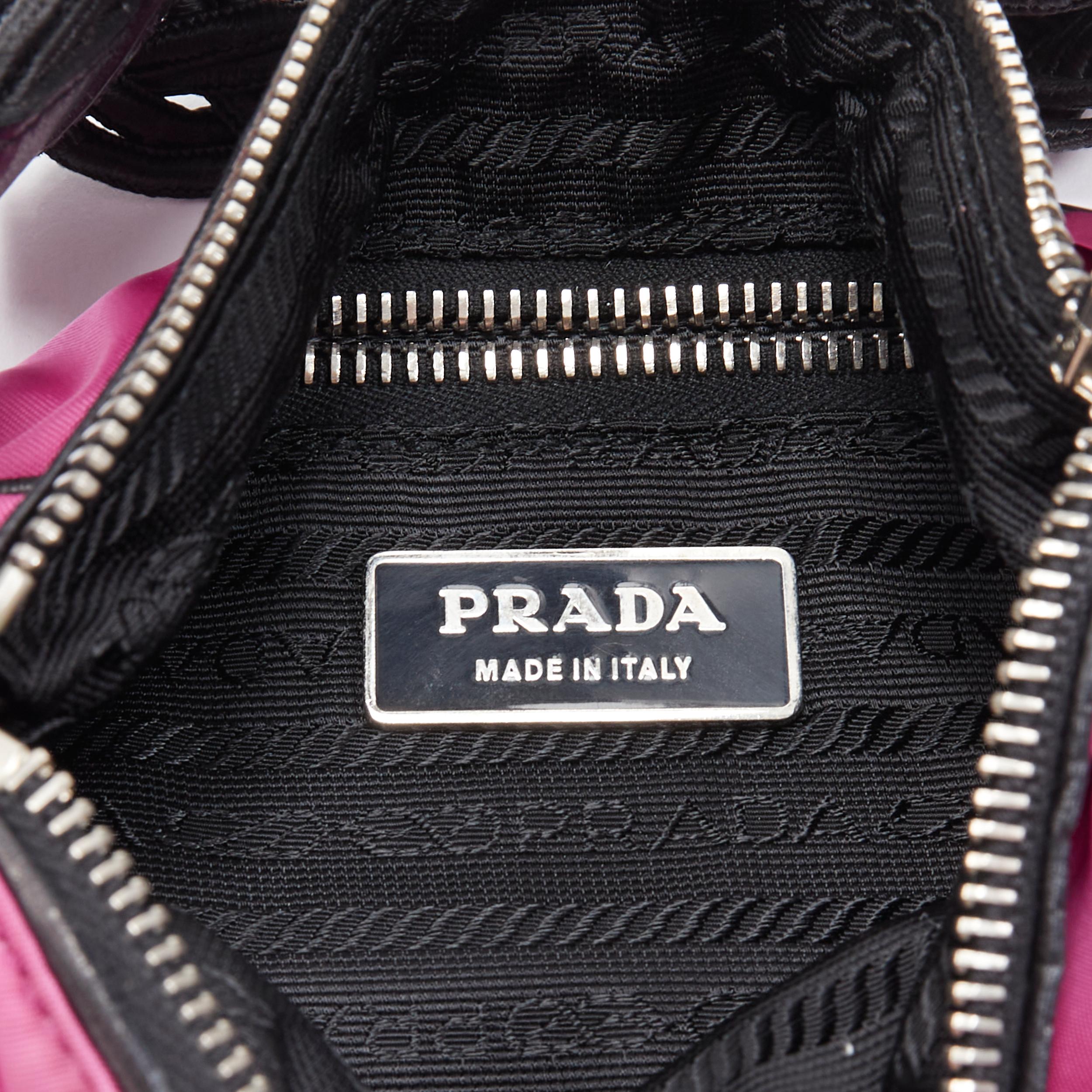 PRADA pink nylon triangle seal logo braided handle 90s shoulder bag For Sale 3