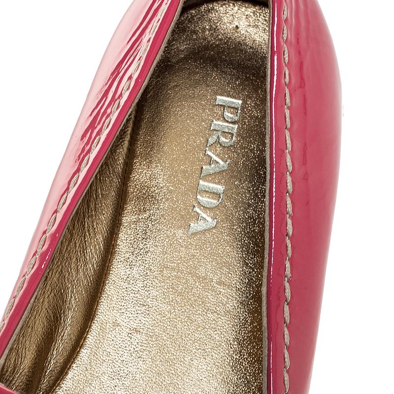 Prada Pink Patent Leather Peep Toe Platform Espadrilles Size 40 In Good Condition For Sale In Dubai, Al Qouz 2