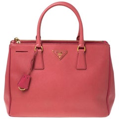 SLUFOOT  Pink prada bag, Prada handbags, Prada bag